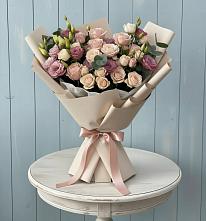 Букет цветов из:  Розы и Лизиантусы #REPLACE_PRED# Домбаровский