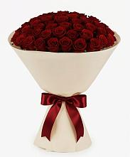Букет 101 Бордовая роза Блэк Бакарра в Домбаровский