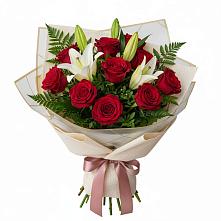 Букет цветов из:  Лилии и Розы #REPLACE_PRED# Домбаровский