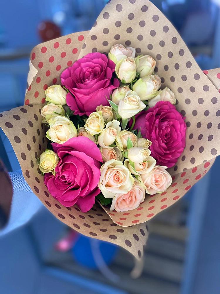 Букет цветов из: Розы в Домбаровский