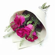 Букет цветов из:  Розы в Домбаровский