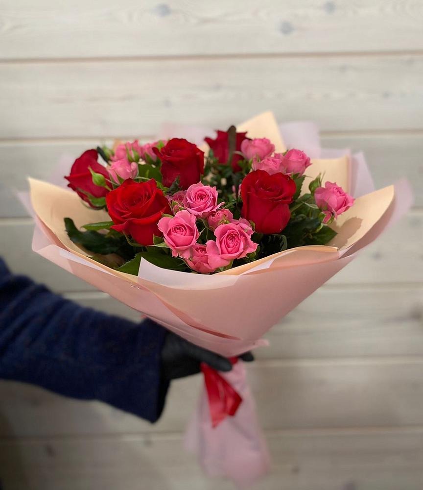 Букет цветов из: Розы в Домбаровский