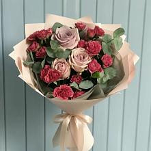 Букет цветов из:  Гвоздики и Розы в Домбаровский