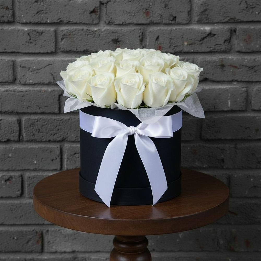 Цветочная композиция из Розы в шляпной коробке в Домбаровский