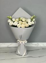 Букет цветов из:  Розы и Лизиантусы в Домбаровский